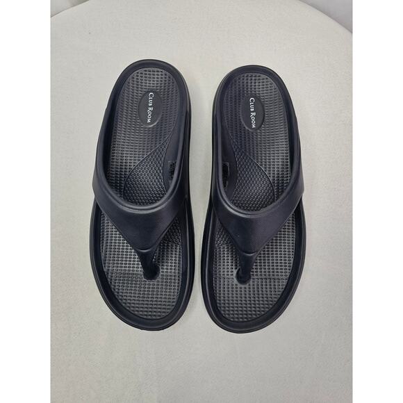 Club Room Men's Remy Thong Sandals Flip Flops Navy Size 9M NWT - Picture 1 of 6